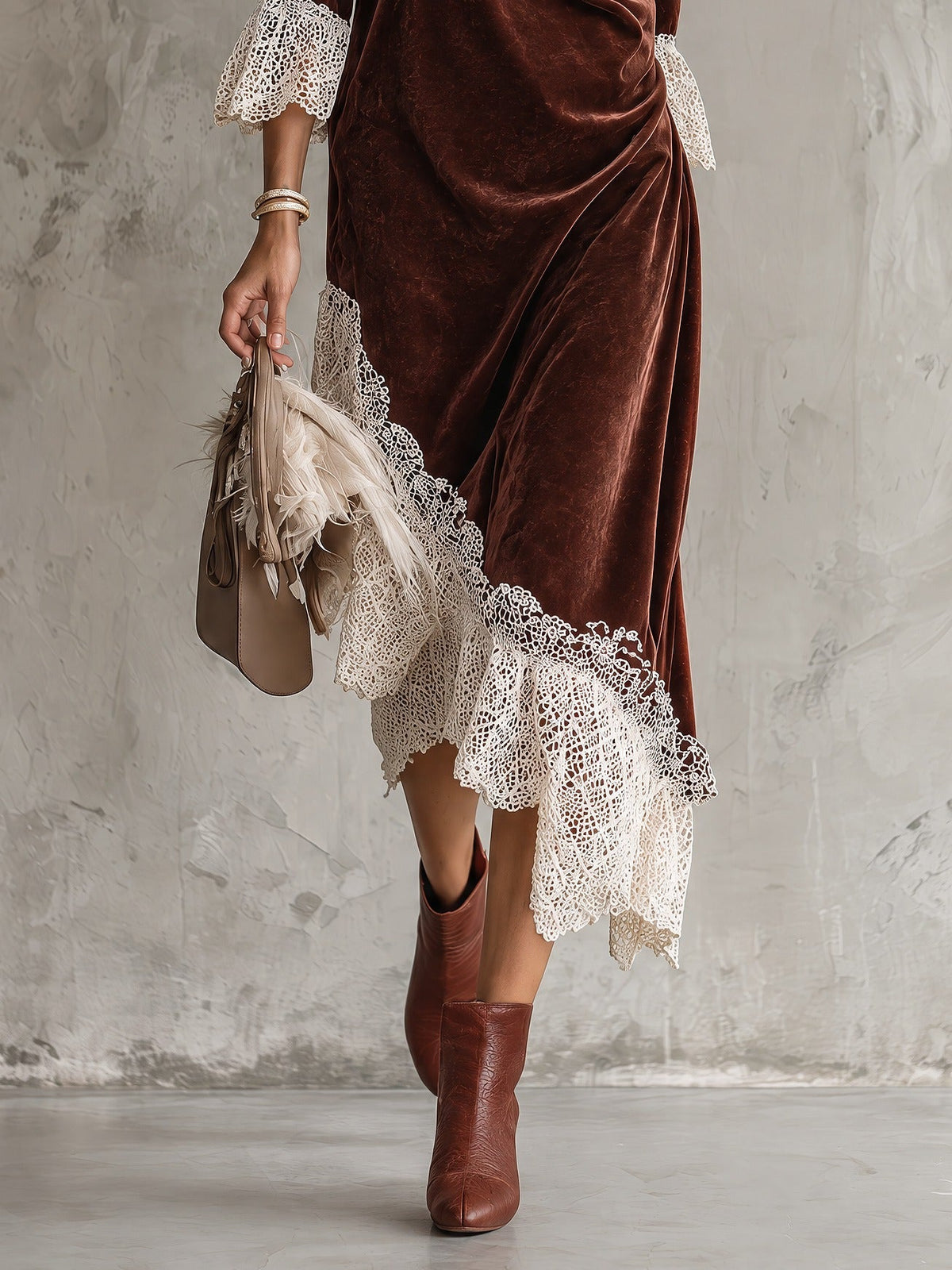 Vestido Milagros — Midi de Terciopelo con Encaje