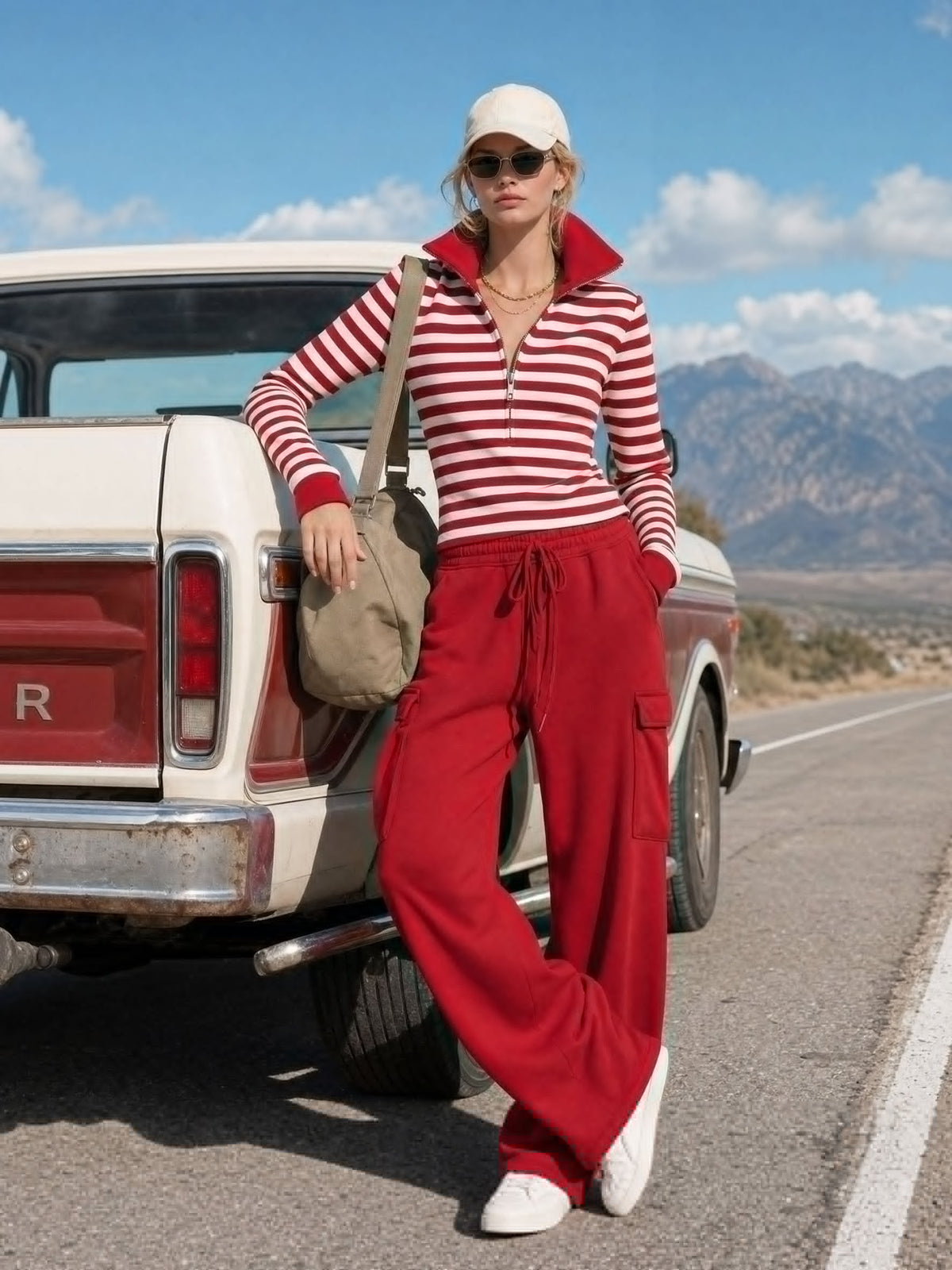 Completo Paula — Felpa a righe e pantaloni cargo