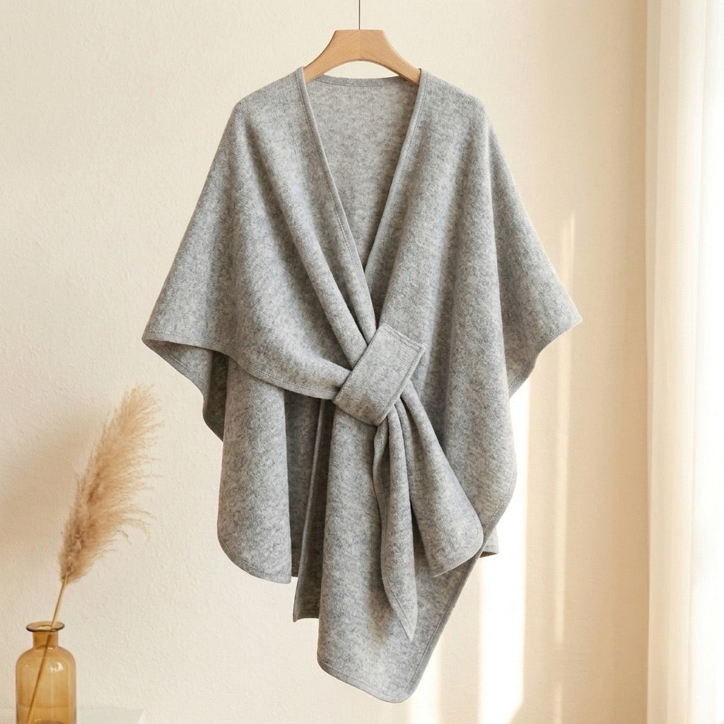 Poncho chal largo color gris claro