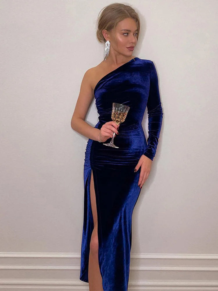 Vestido midi de terciopelo - vista frontal