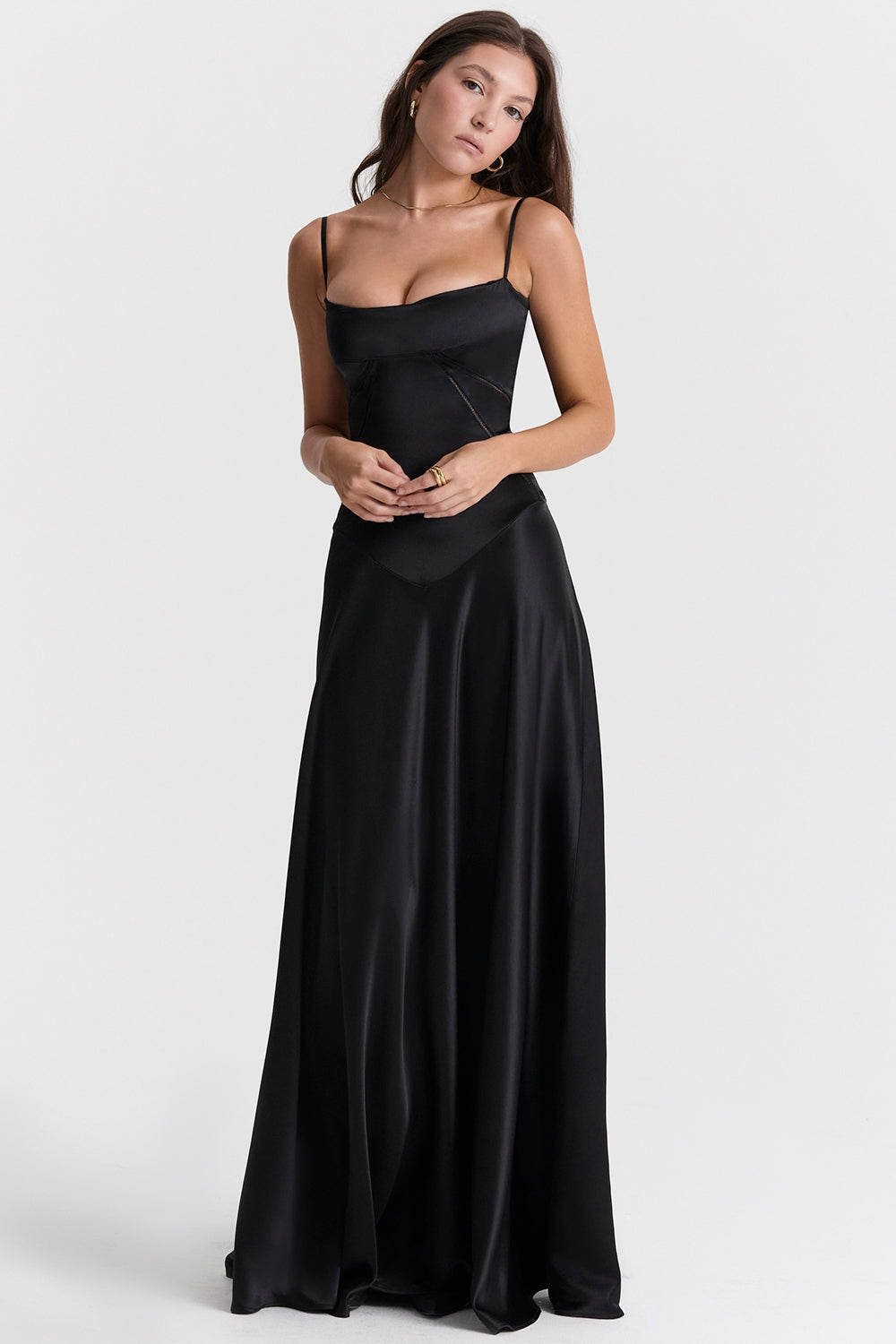 Jenny • Vestido Maxi con Espalda Con Cordones